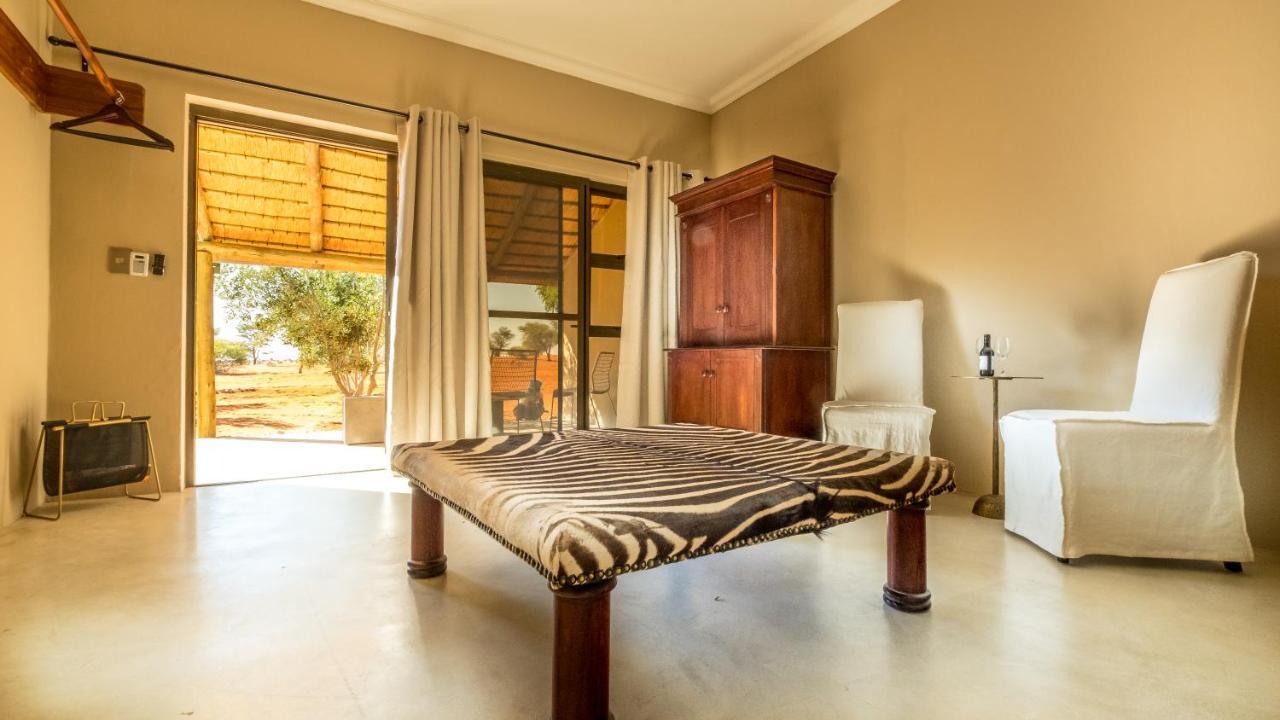 Вилла Bagatelle Kalahari Game Ranch Hardap Экстерьер фото